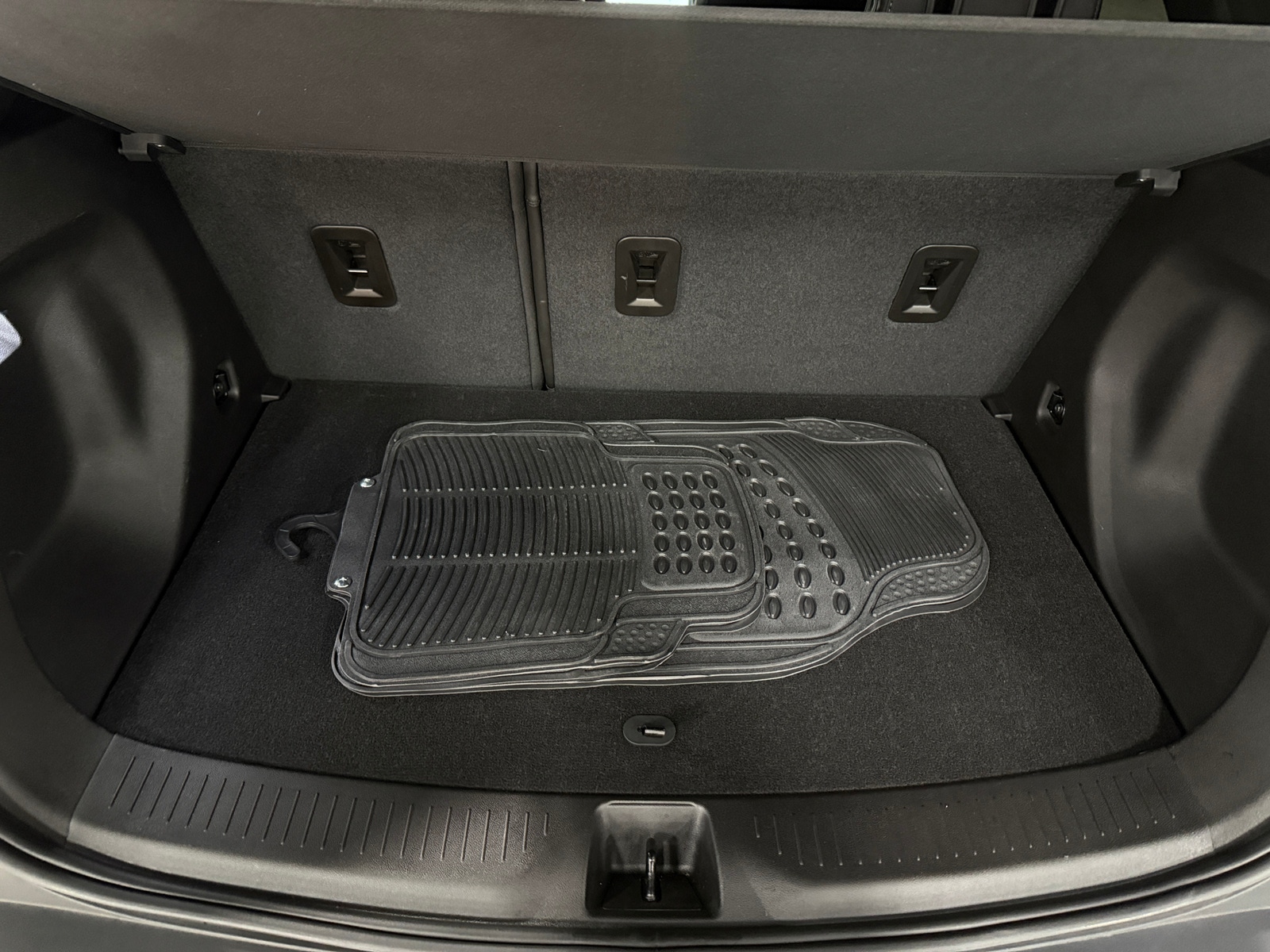 Thumbnail: 2023 Chevrolet Bolt EUV - 6