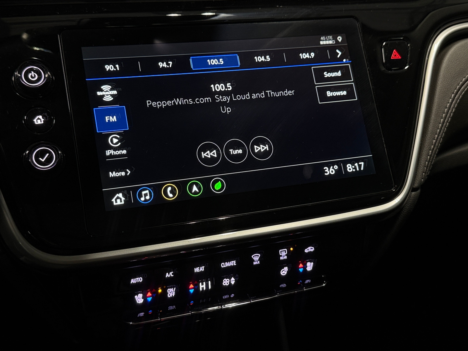 Thumbnail: 2023 Chevrolet Bolt EUV - 3