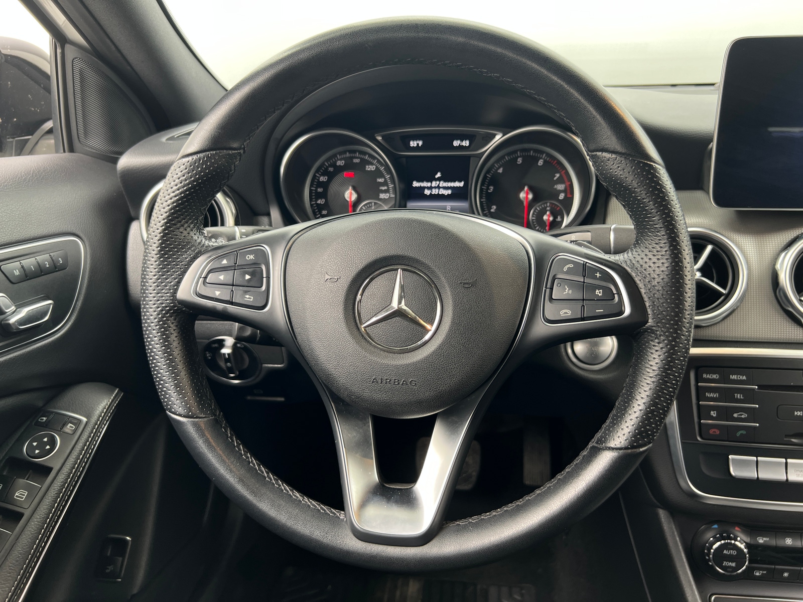 Thumbnail: 2019 Mercedes-Benz GLA - 4