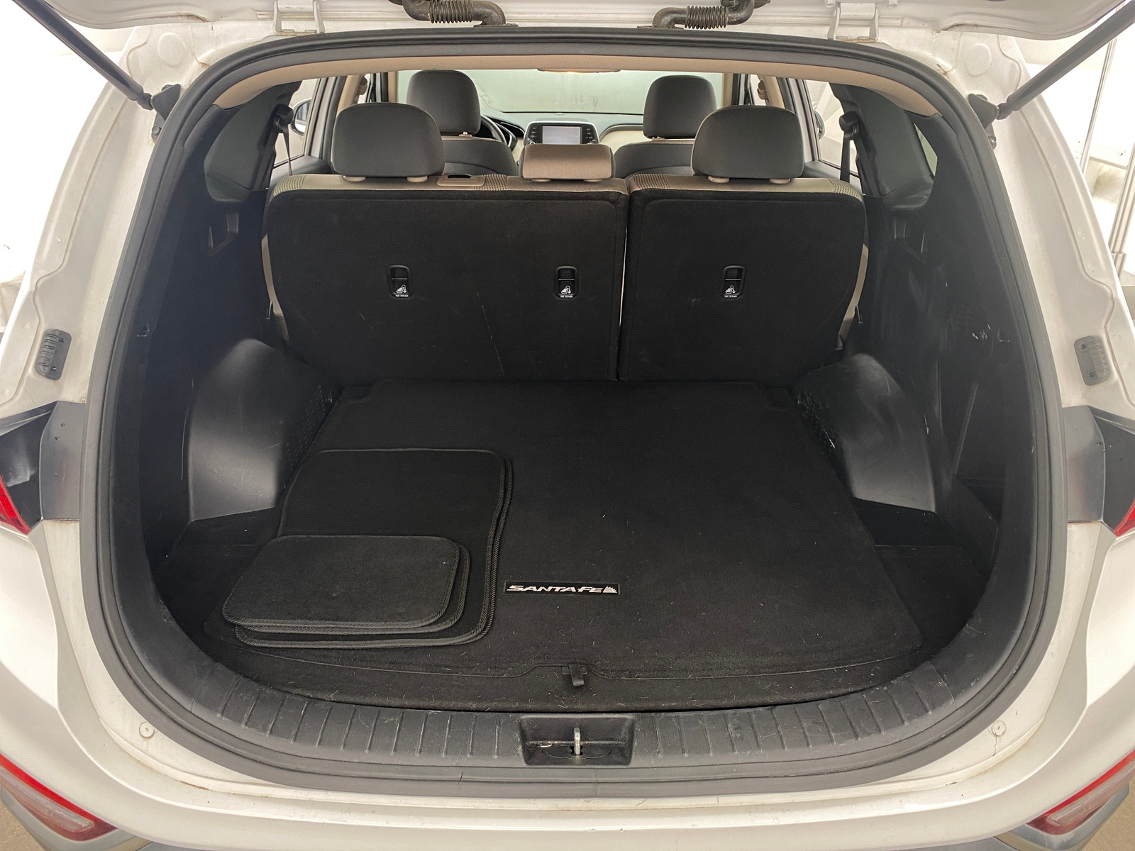 Thumbnail: 2020 Hyundai Santa Fe - 7