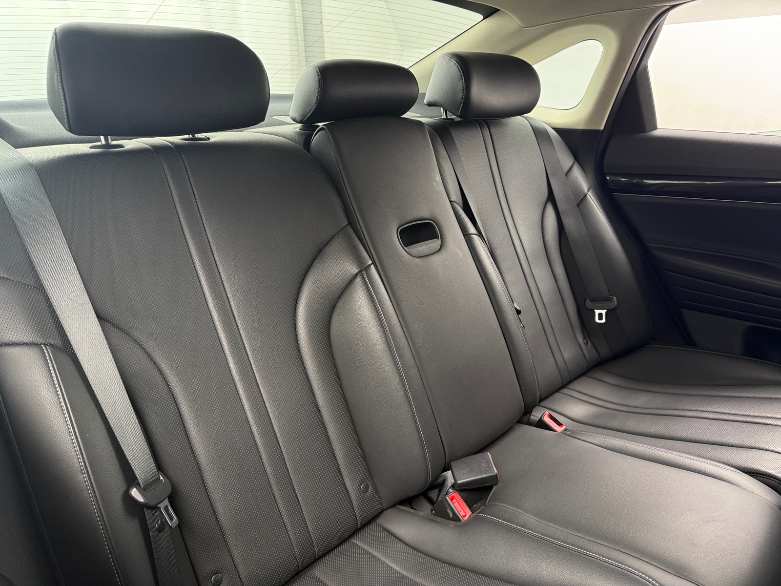 Thumbnail: 2024 Genesis G80 - 5