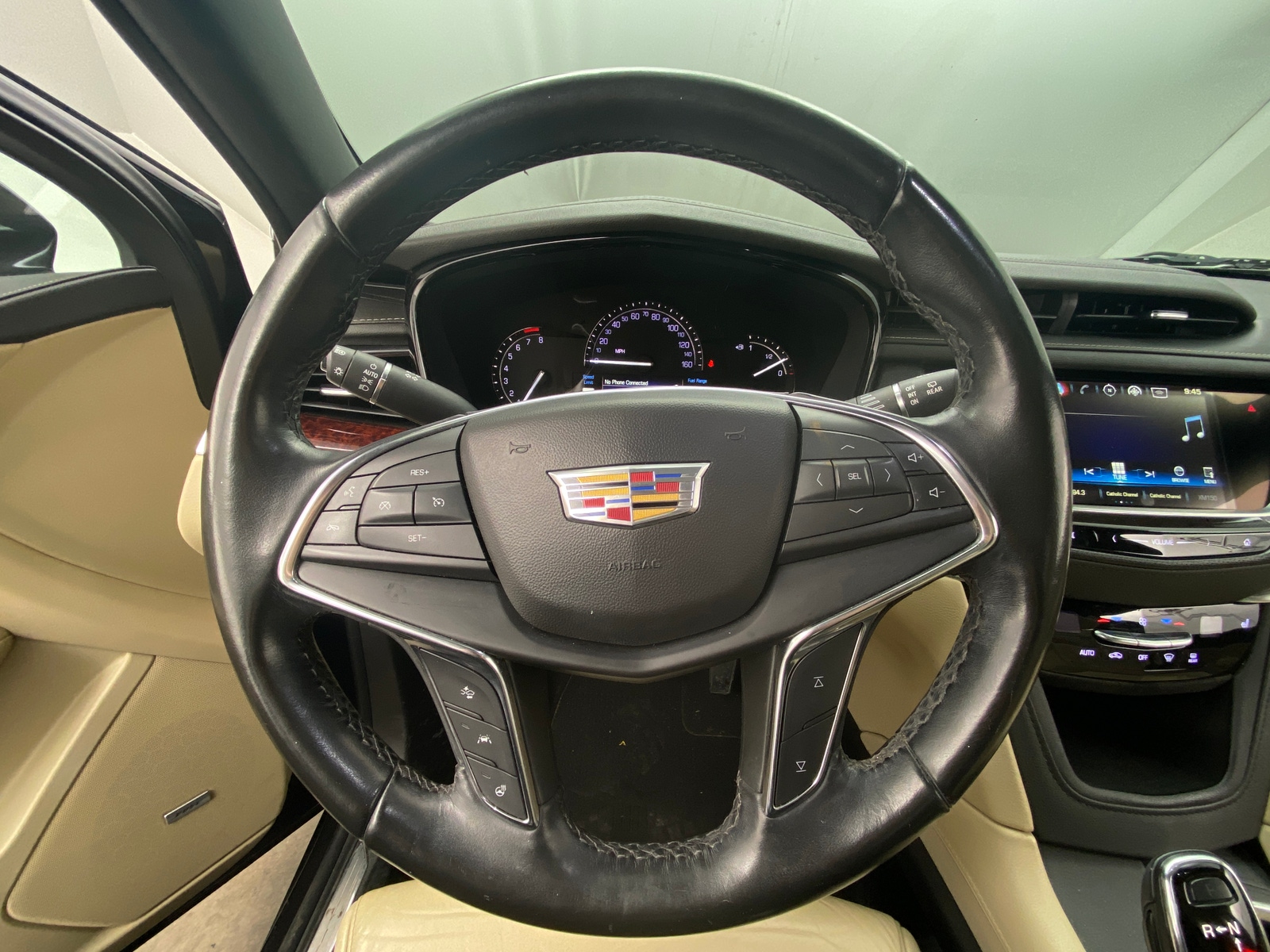 Thumbnail: 2019 Cadillac XT5 - 4