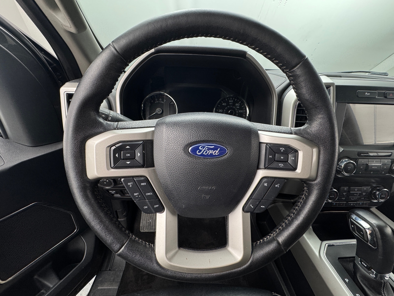 Thumbnail: 2019 Ford Econoline - 4