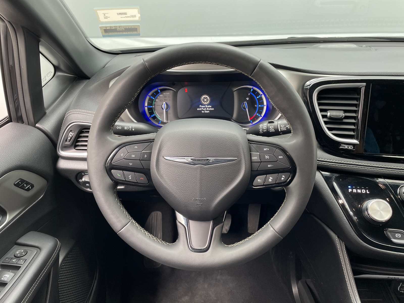 Thumbnail: 2024 Chrysler Pacifica - 4