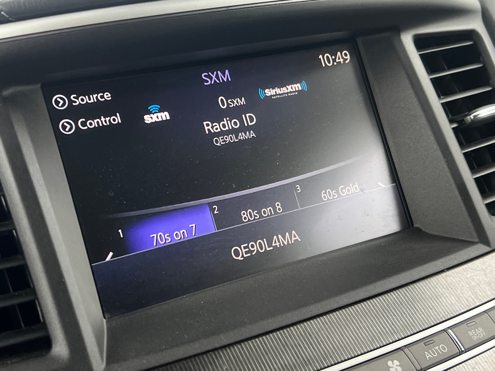 Thumbnail: 2019 INFINITI QX60 - 3