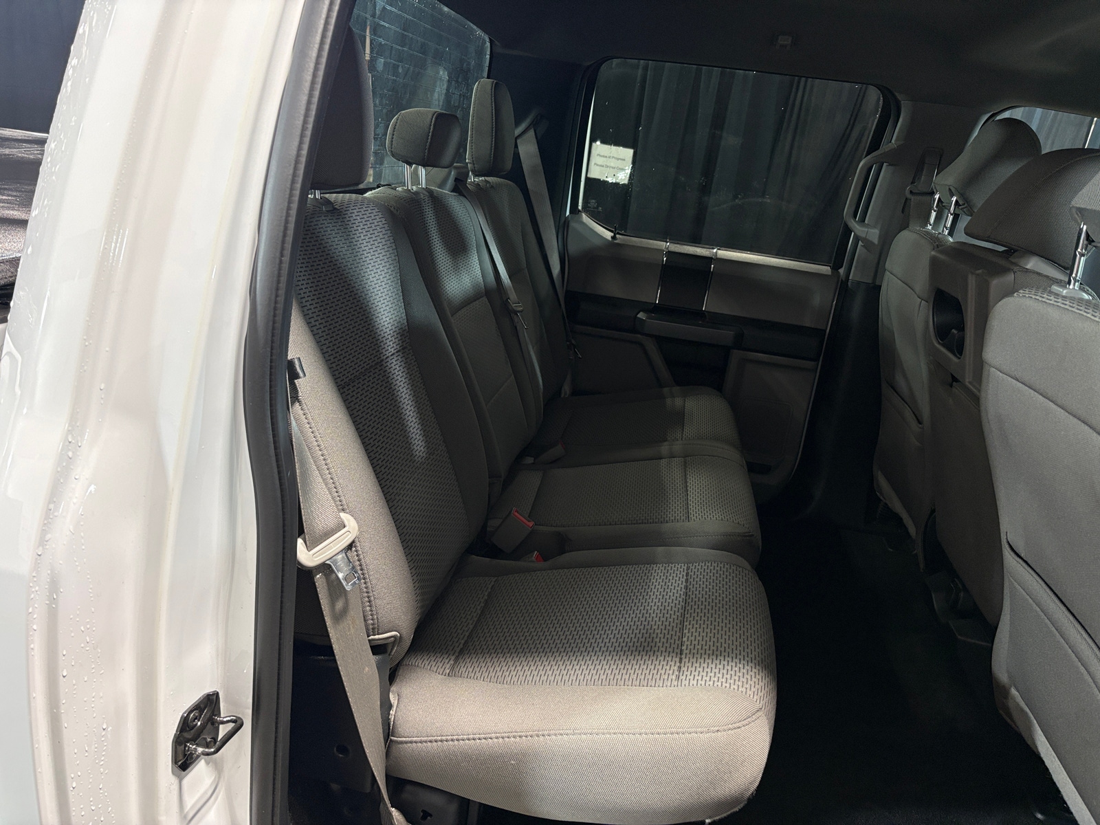 Thumbnail: 2018 Ford Econoline - 6