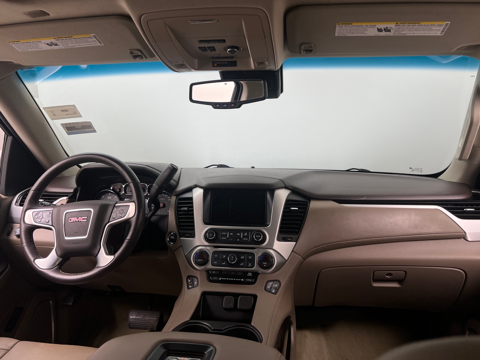 Thumbnail: 2017 GMC Yukon - 2