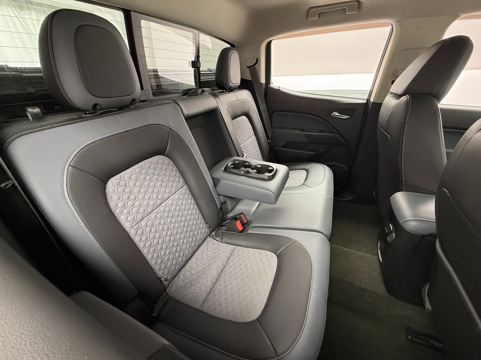 Thumbnail: 2018 Chevrolet Colorado - 6