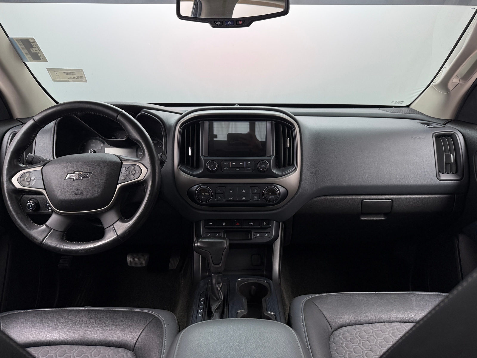 Thumbnail: 2018 Chevrolet Colorado - 3