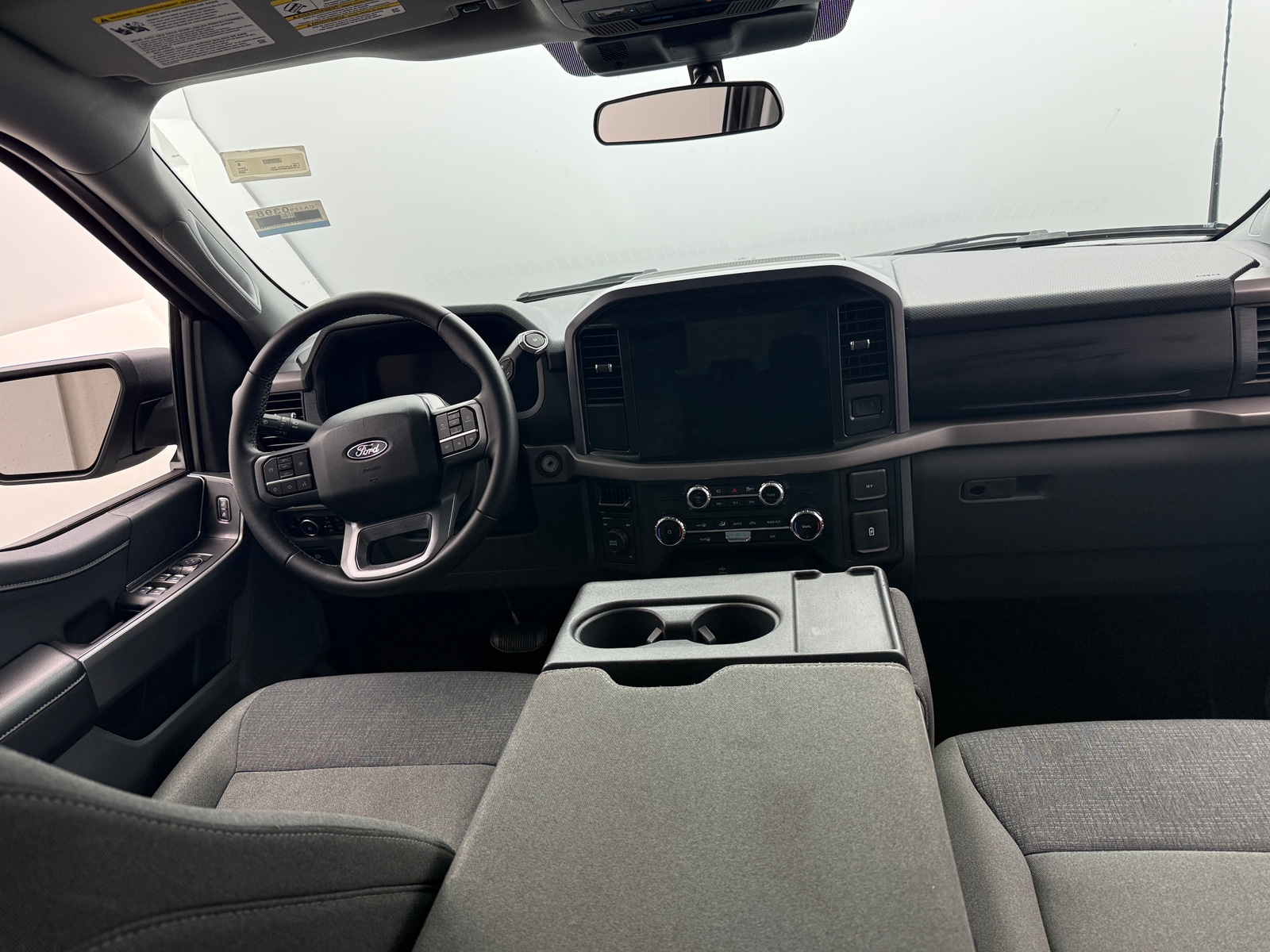 Thumbnail: 2025 Ford Econoline - 3