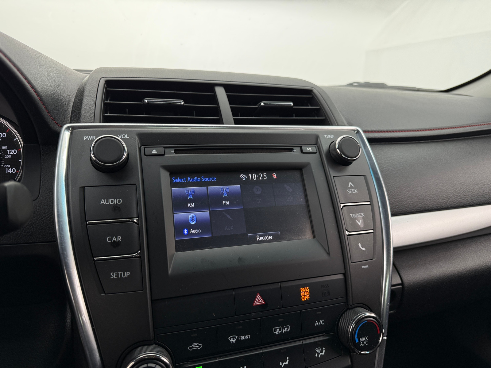 Thumbnail: 2015 Toyota Camry - 4