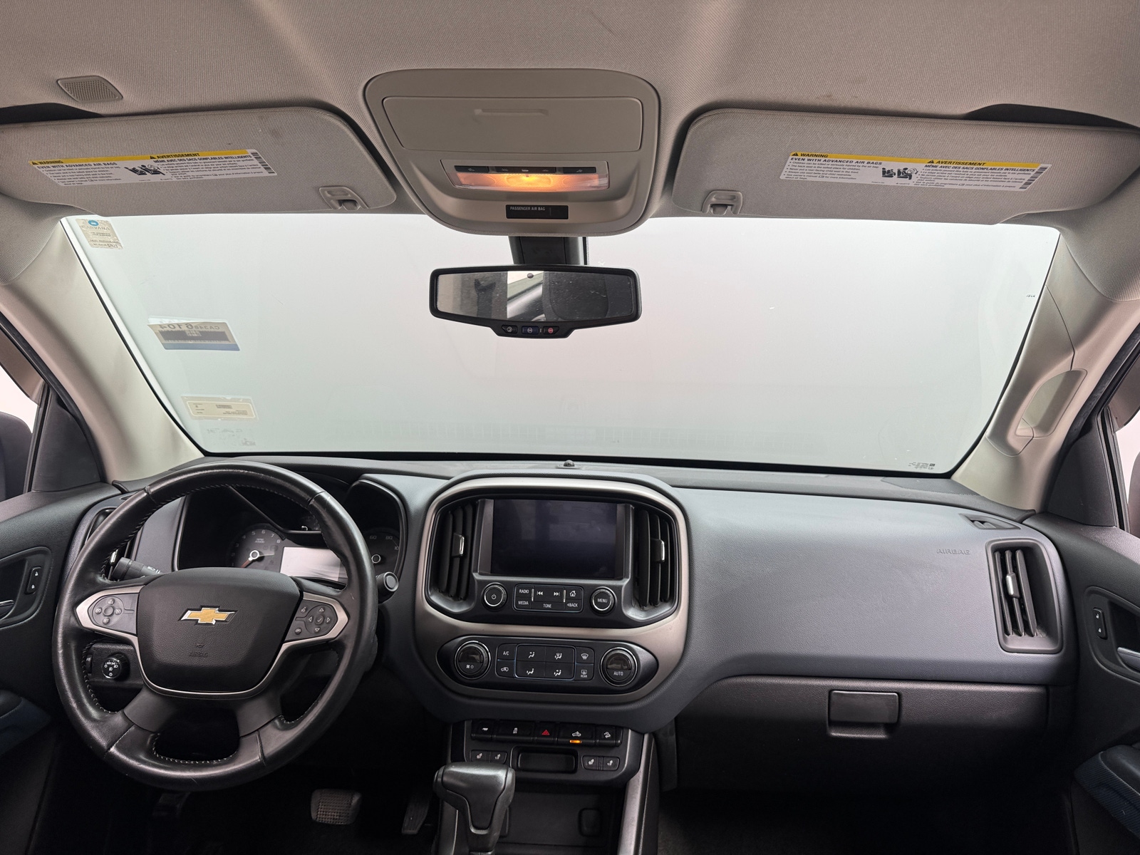 Thumbnail: 2016 Chevrolet Colorado - 3