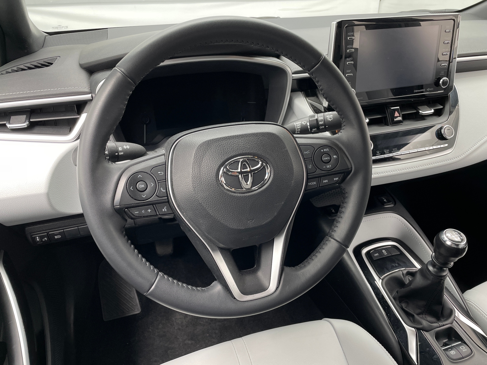 Thumbnail: 2022 Toyota Corolla - 4