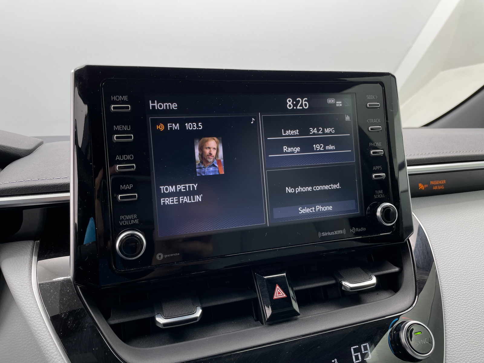 Thumbnail: 2022 Toyota Corolla - 3