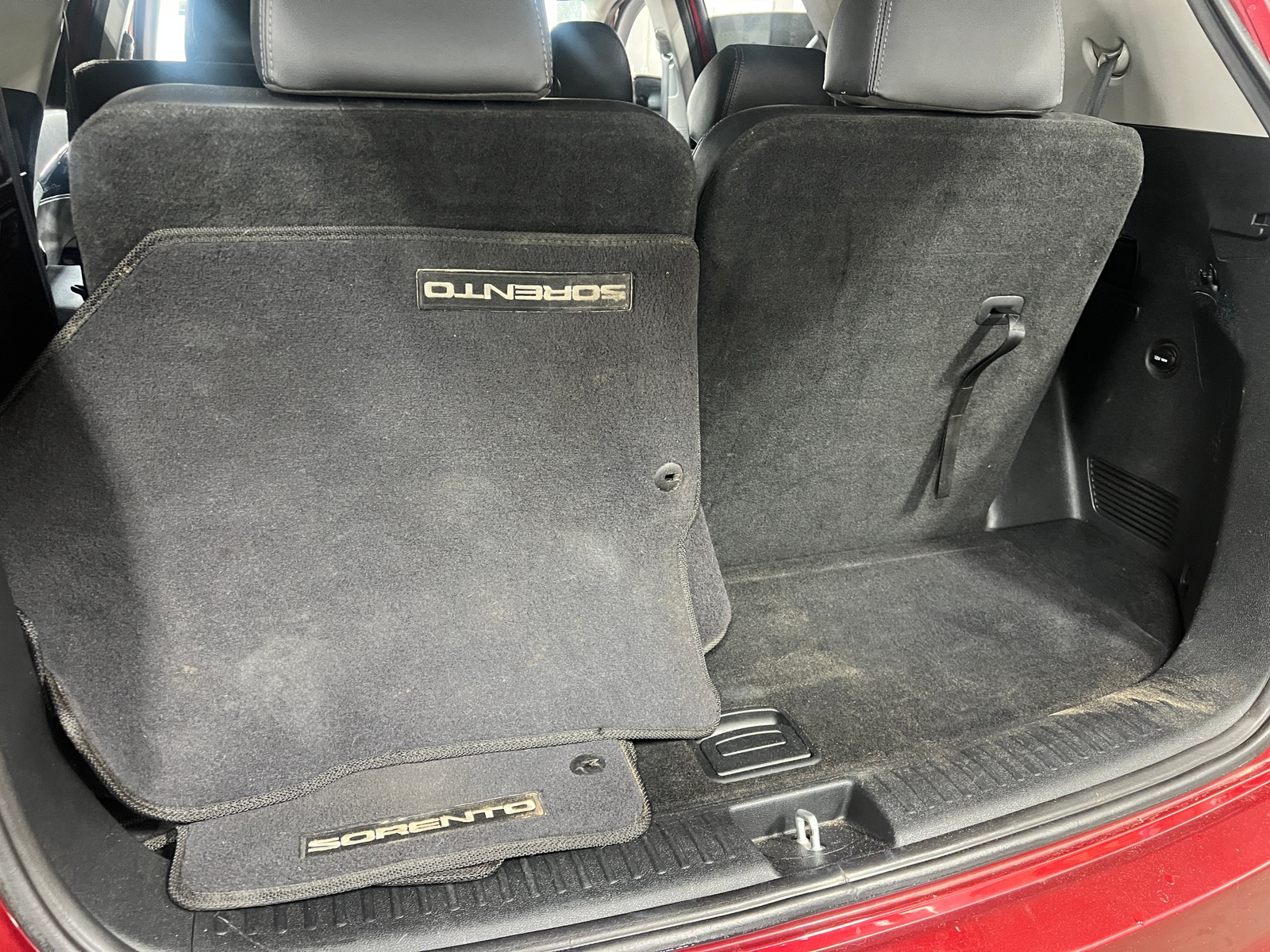 Thumbnail: 2020 Kia Sorento - 6