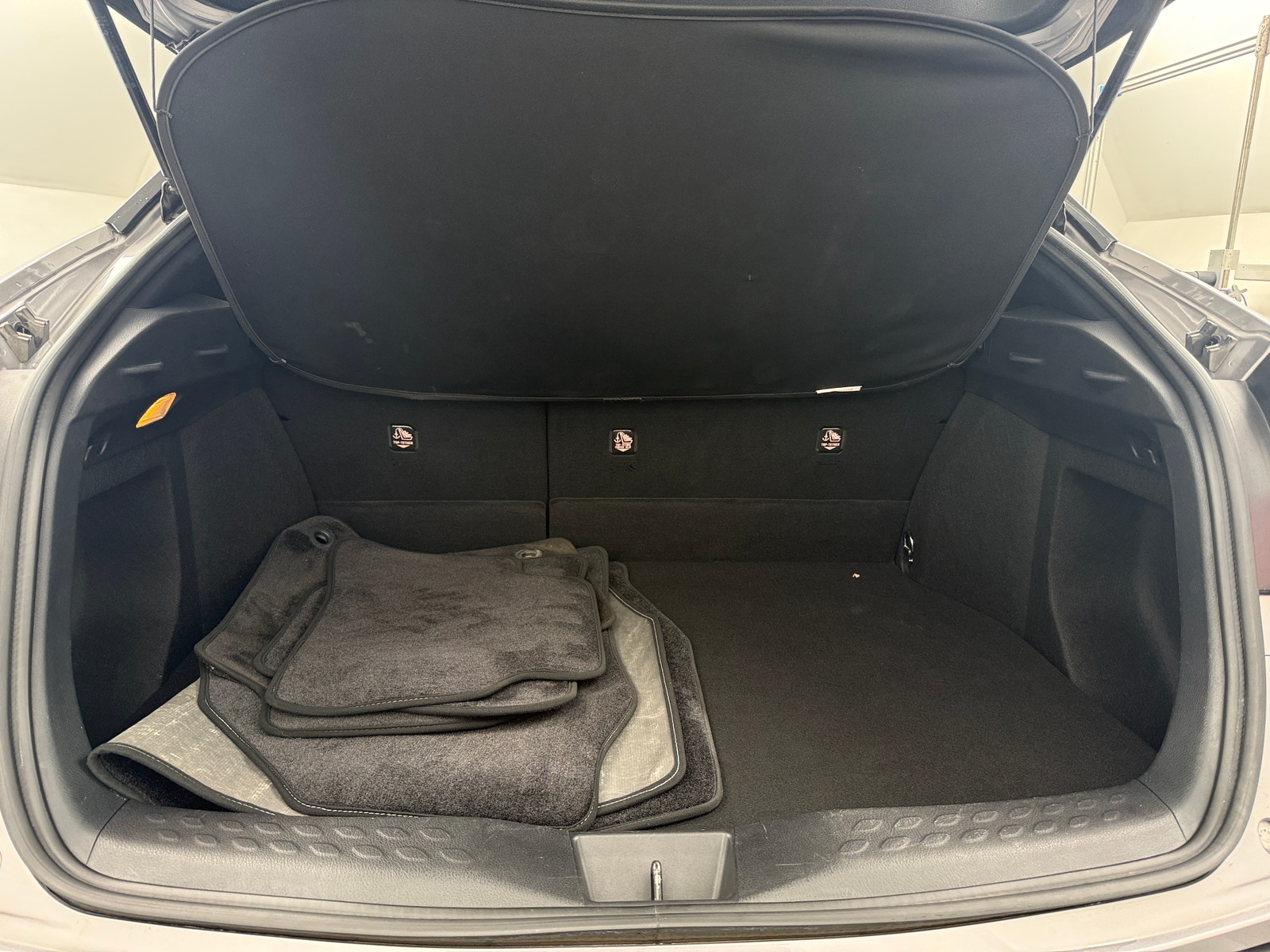 Thumbnail: 2018 Toyota C-HR - 7