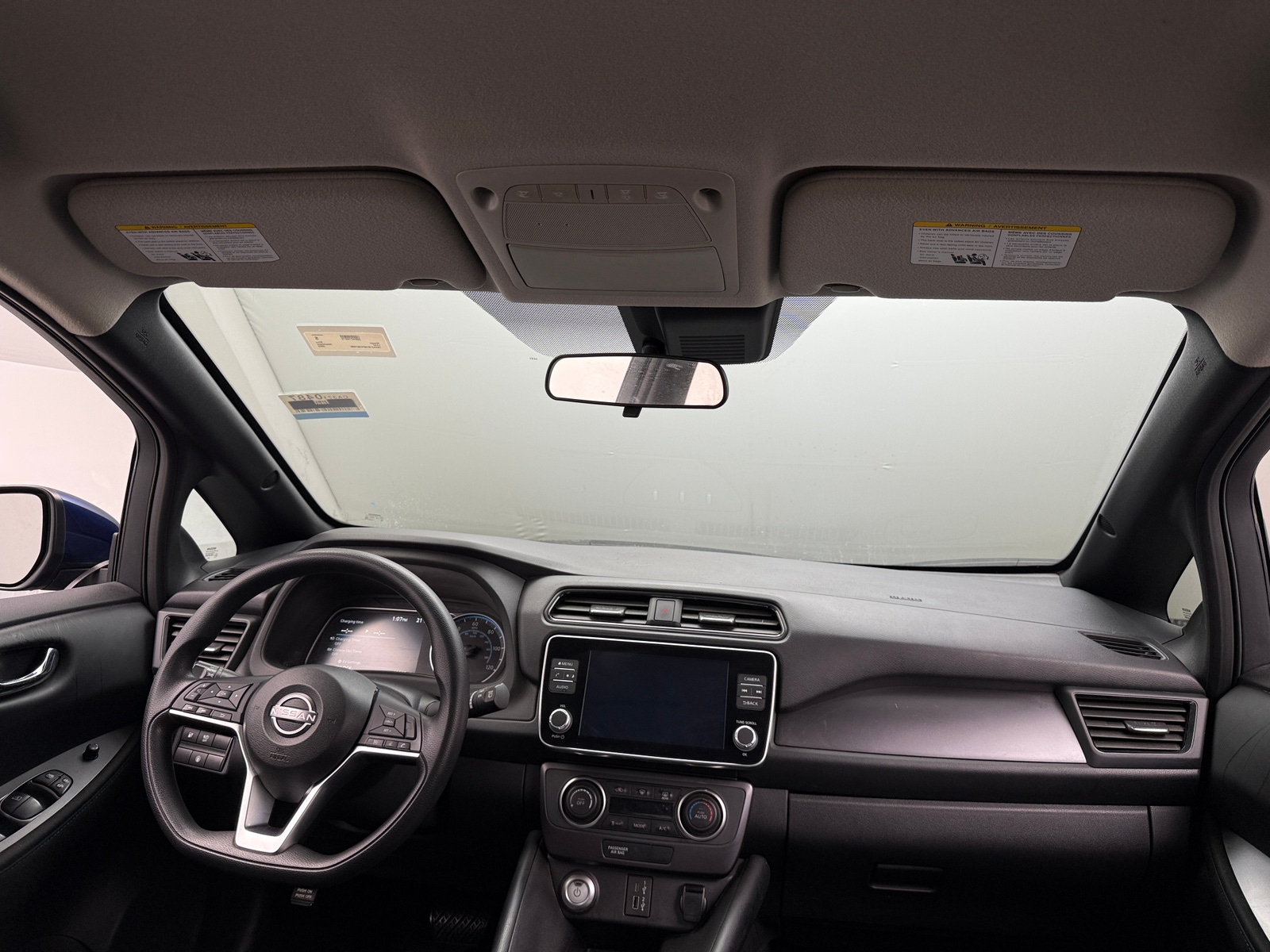 Thumbnail: 2023 Nissan Leaf - 3