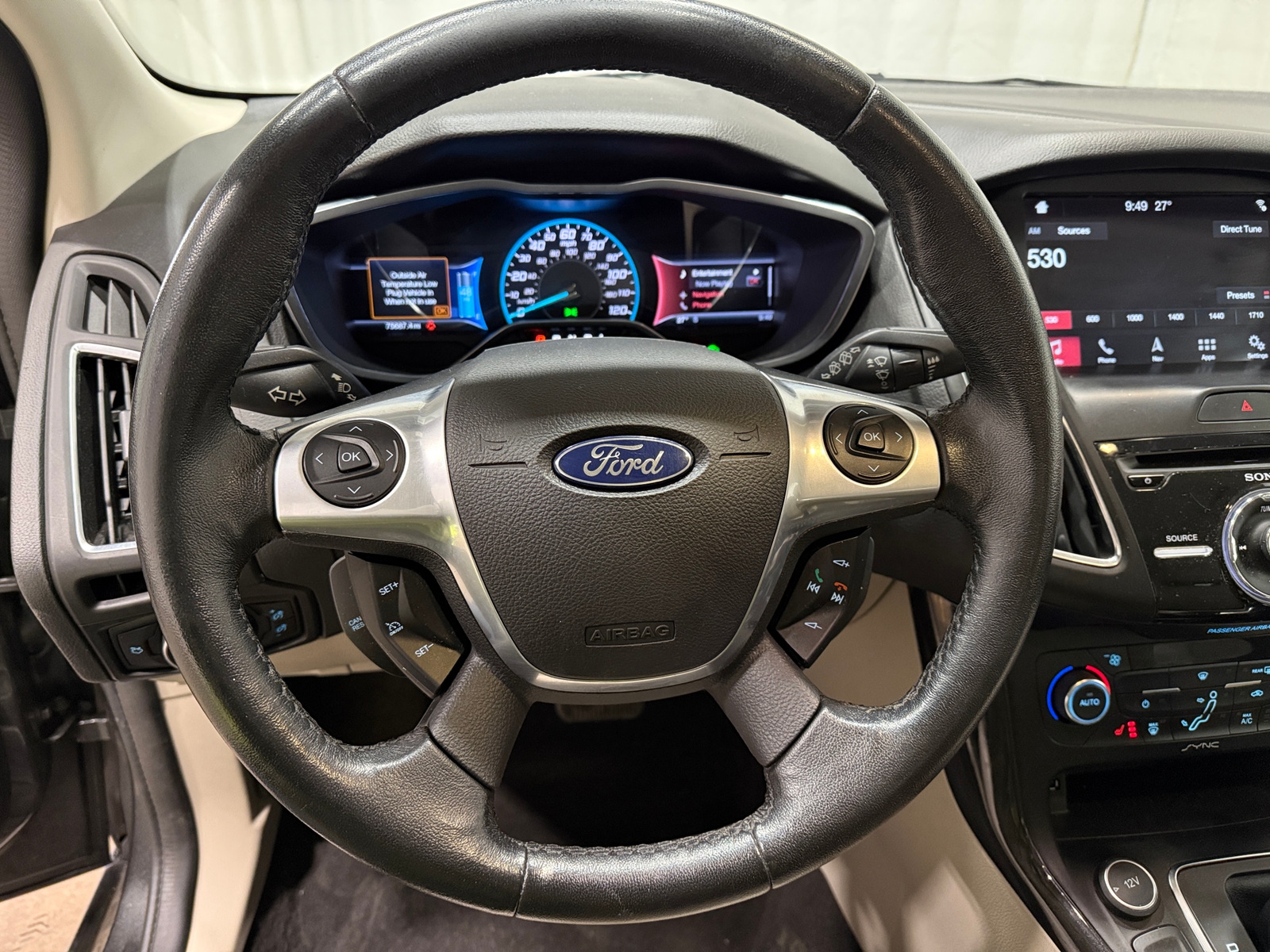 Thumbnail: 2017 Ford Focus - 5