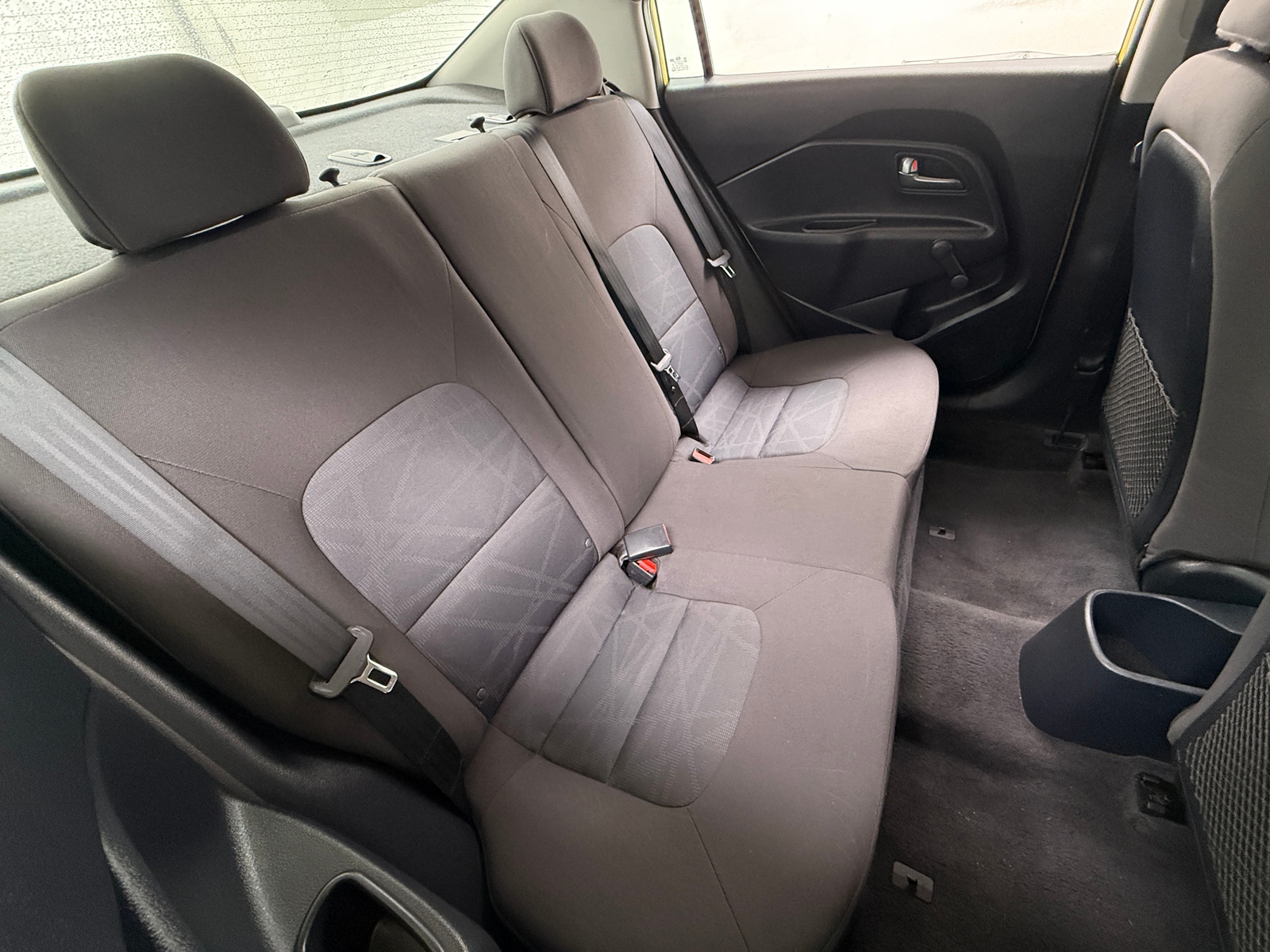 Thumbnail: 2016 Kia Rio - 6