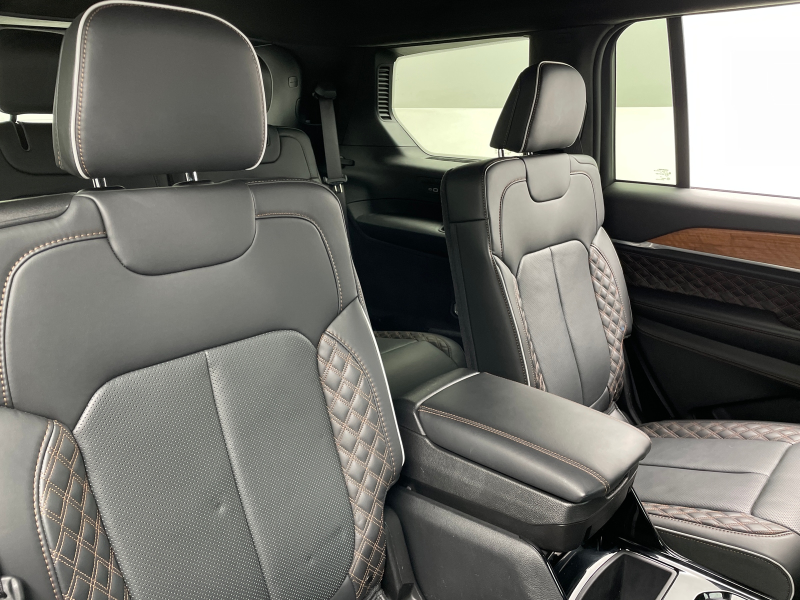 Thumbnail: 2025 Jeep Grand Cherokee L - 5