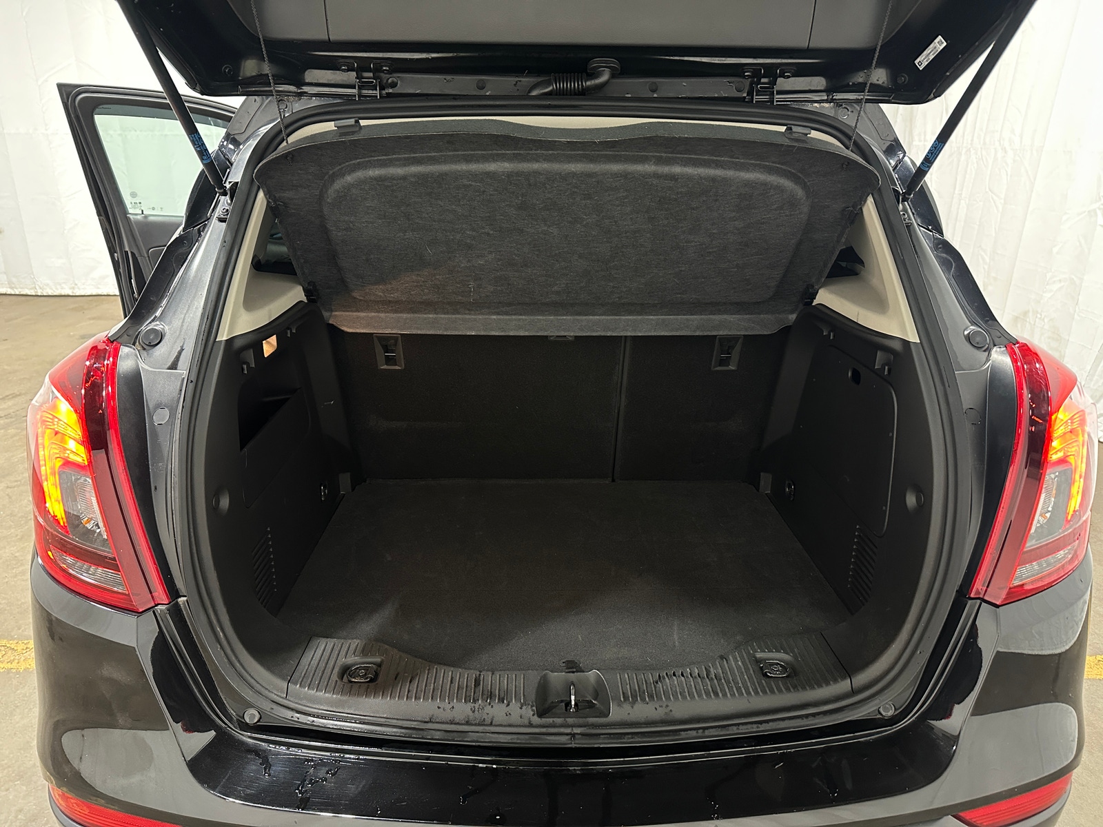 Thumbnail: 2017 Buick Encore - 7