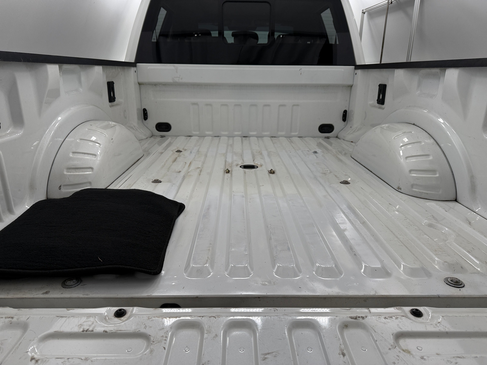 Thumbnail: 2021 Ford Econoline - 6