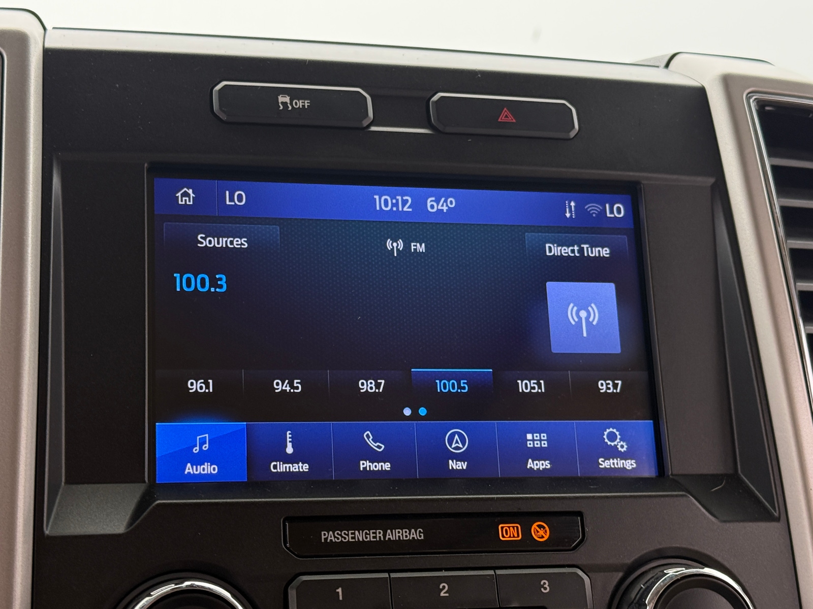 Thumbnail: 2021 Ford Econoline - 3