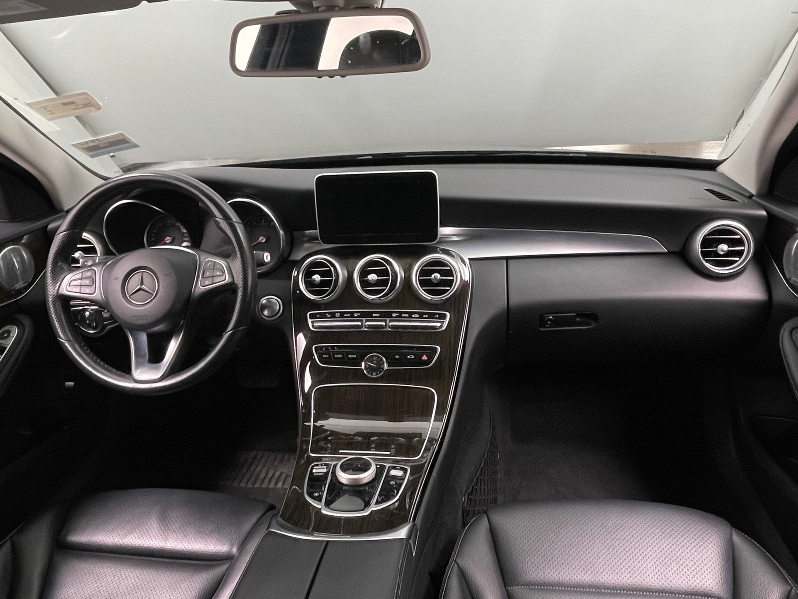 Thumbnail: 2018 Mercedes-Benz C-Class - 2