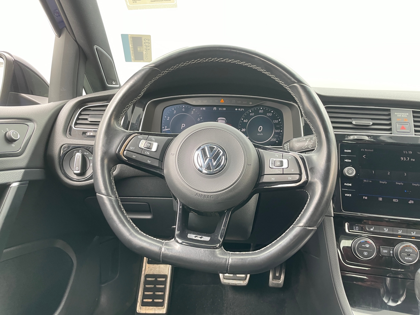 Thumbnail: 2018 Volkswagen Golf - 4