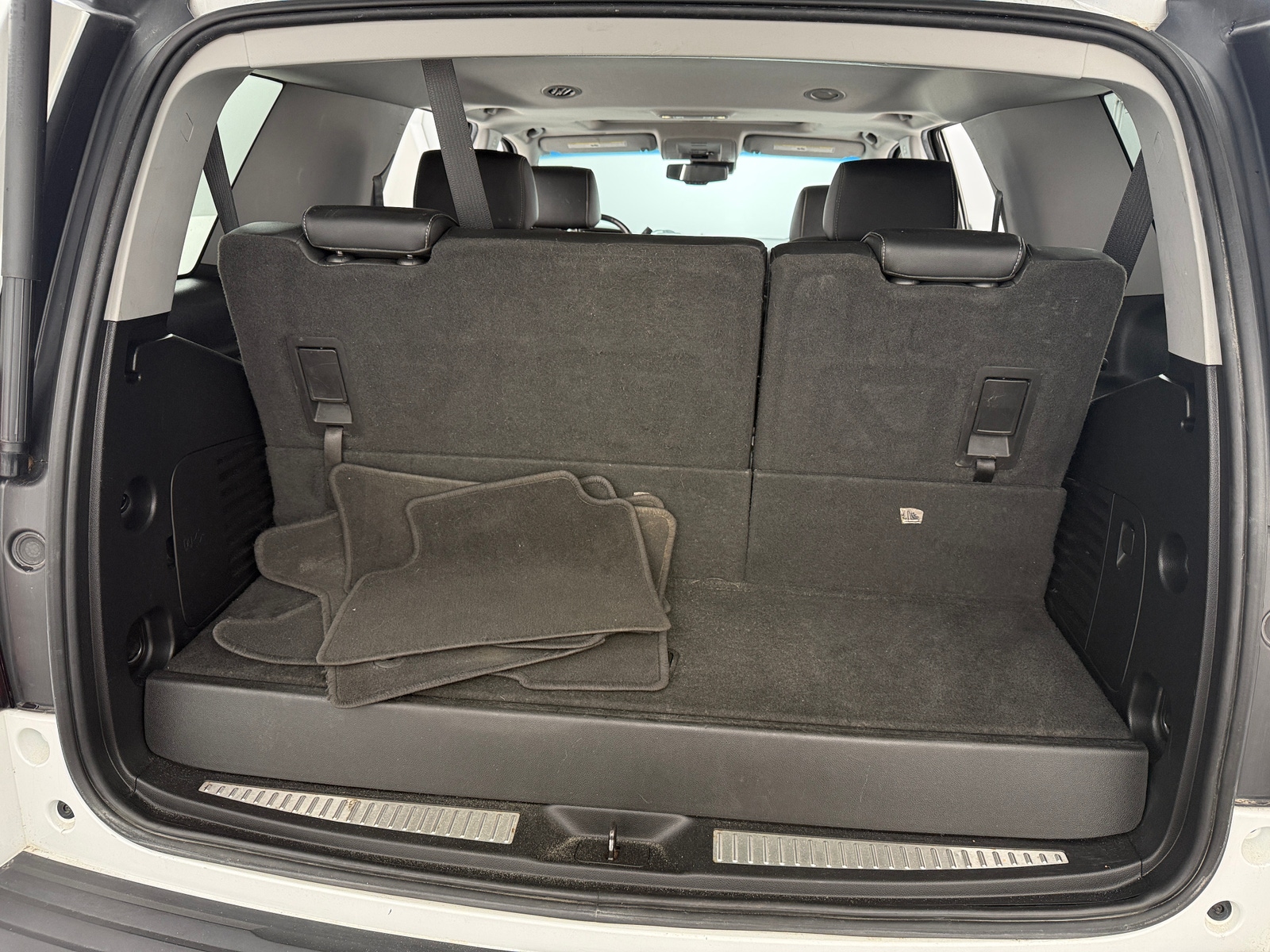 Thumbnail: 2019 Chevrolet Tahoe - 6