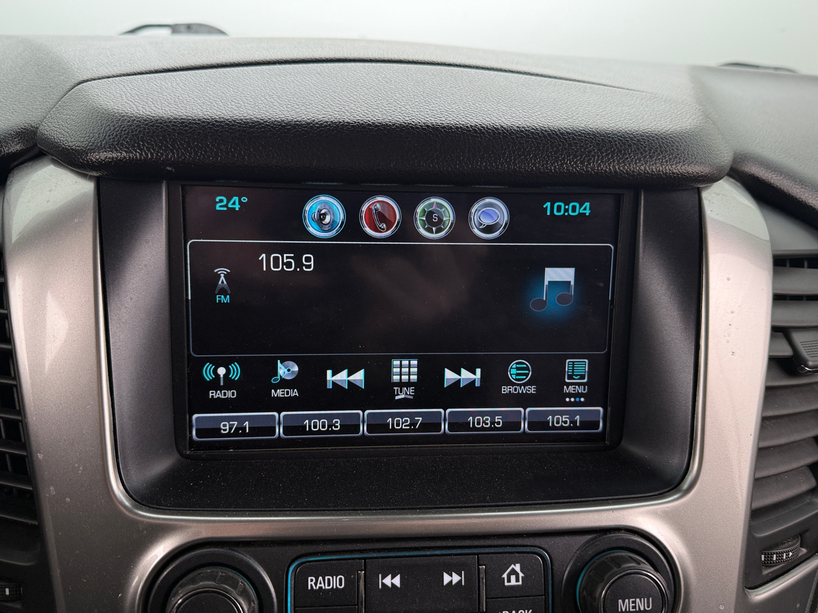 Thumbnail: 2019 Chevrolet Tahoe - 3