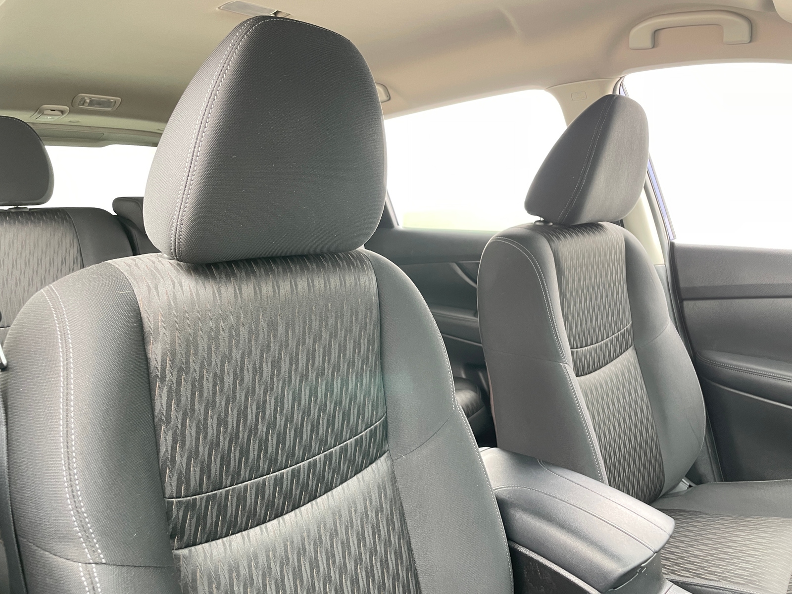 Thumbnail: 2017 Nissan Rogue - 2