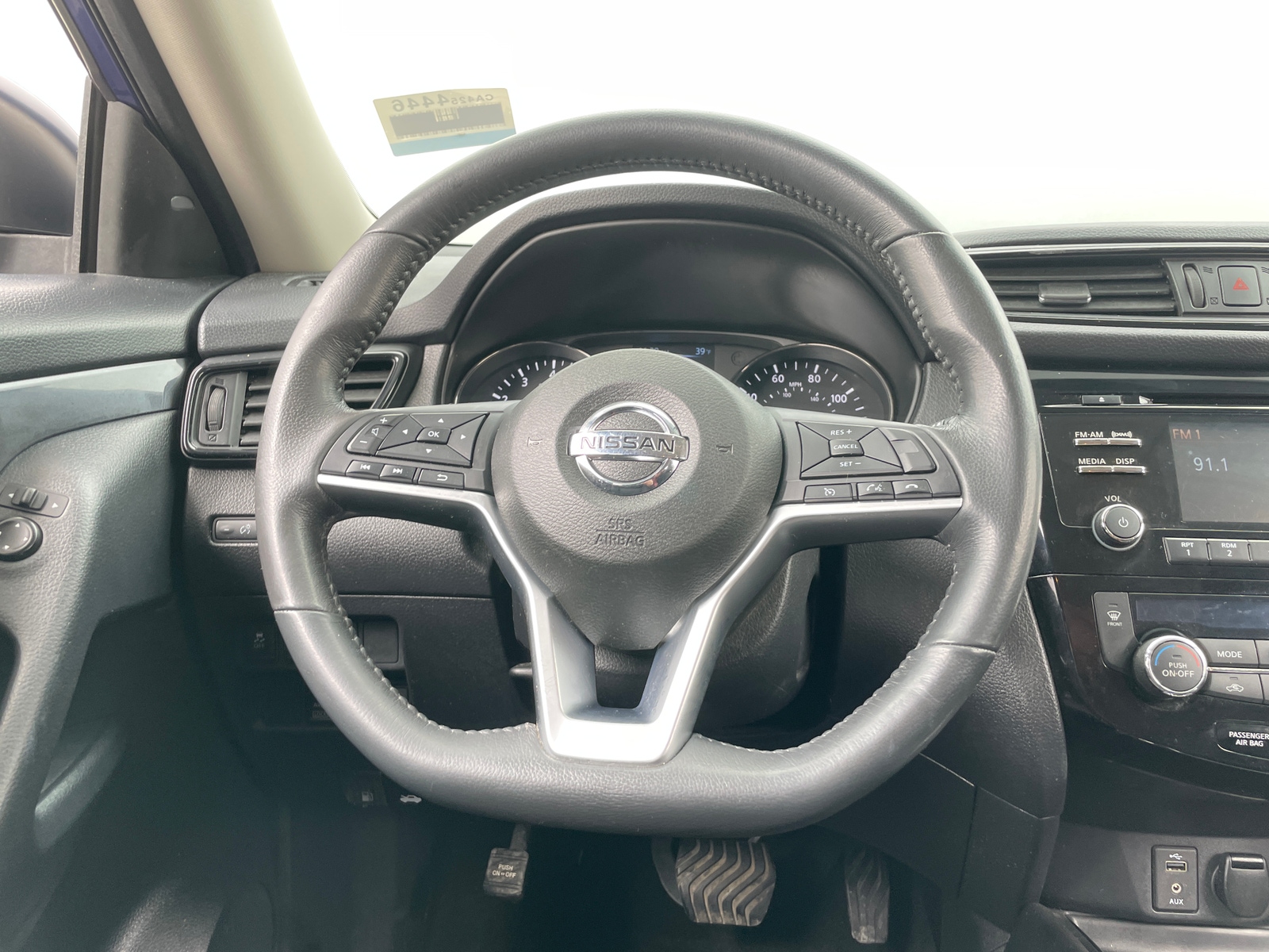 Thumbnail: 2017 Nissan Rogue - 5