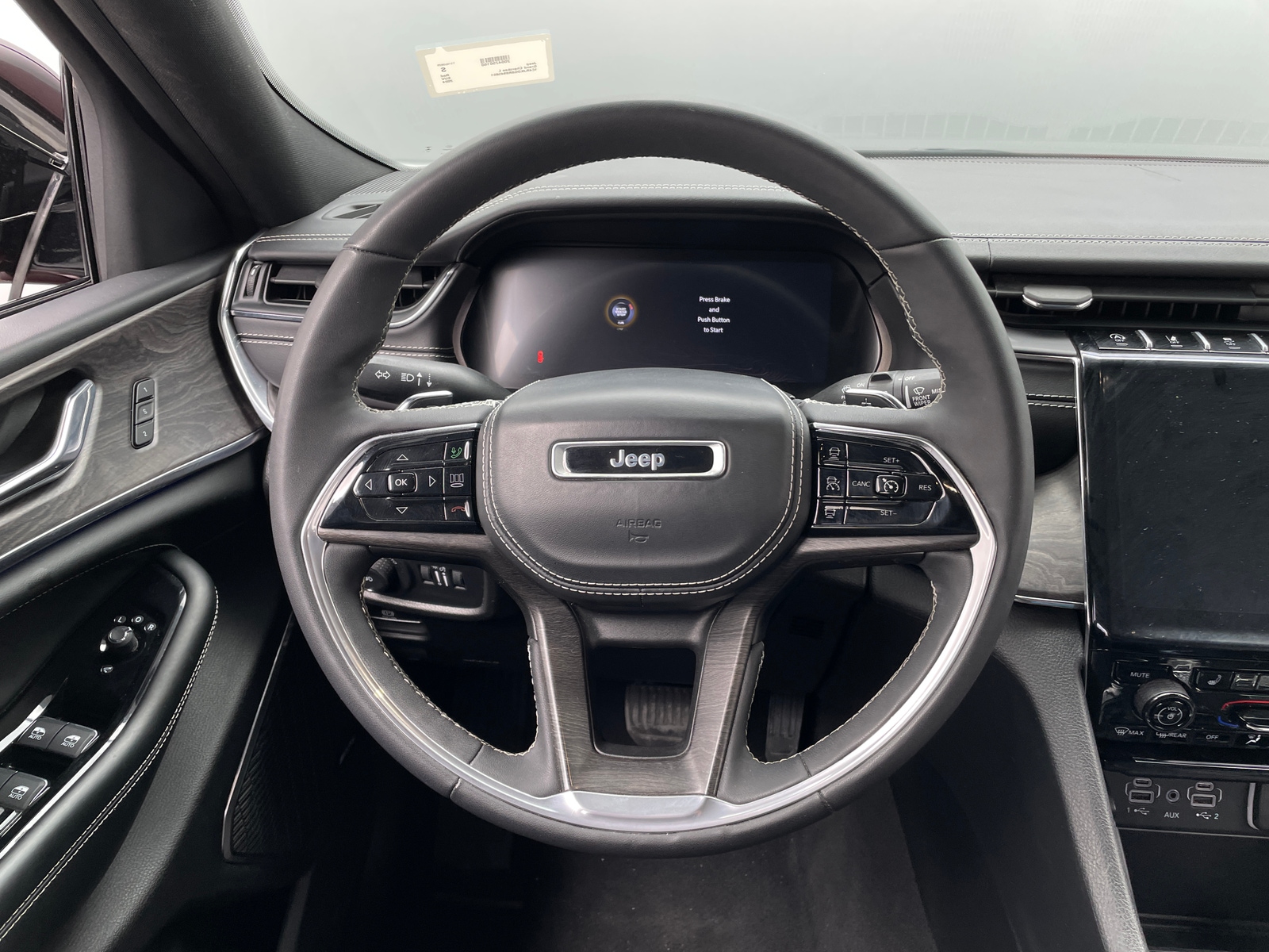 Thumbnail: 2024 Jeep Grand Cherokee L - 4