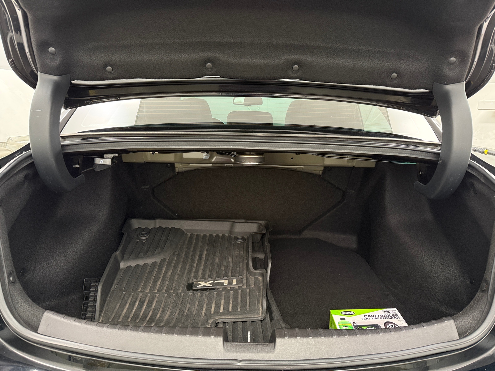 Thumbnail: 2020 Acura ILX - 6