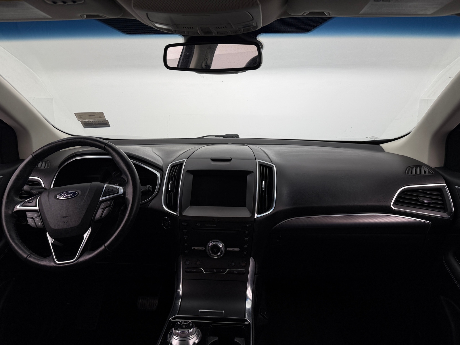 Thumbnail: 2019 Ford Edge - 2