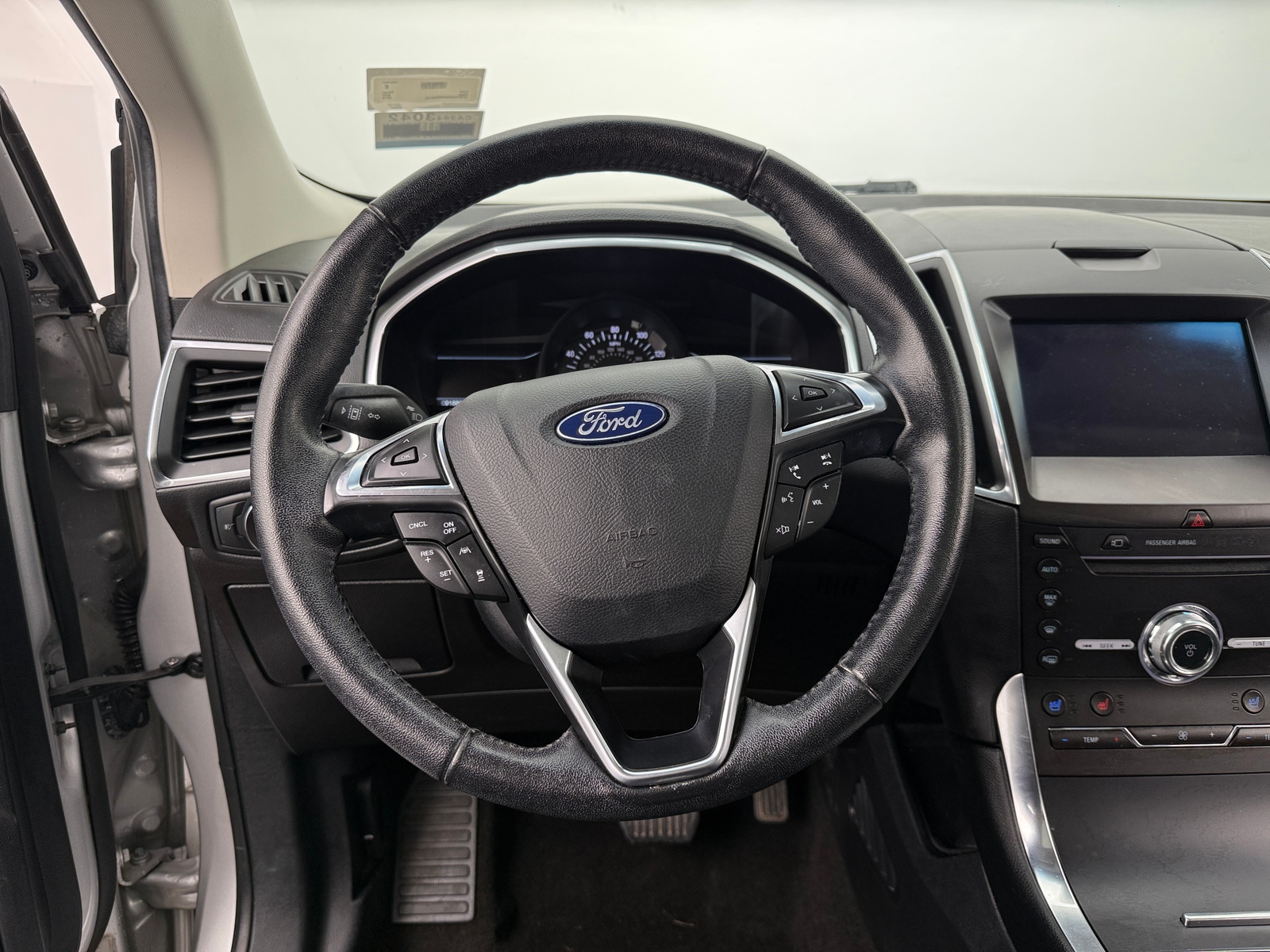 Thumbnail: 2019 Ford Edge - 4