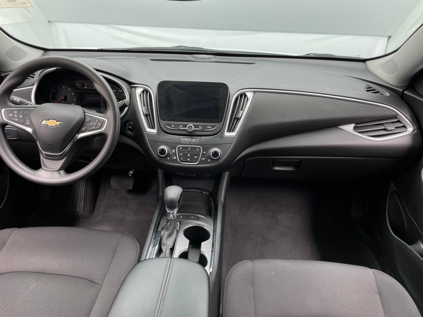 Thumbnail: 2024 Chevrolet Malibu - 3