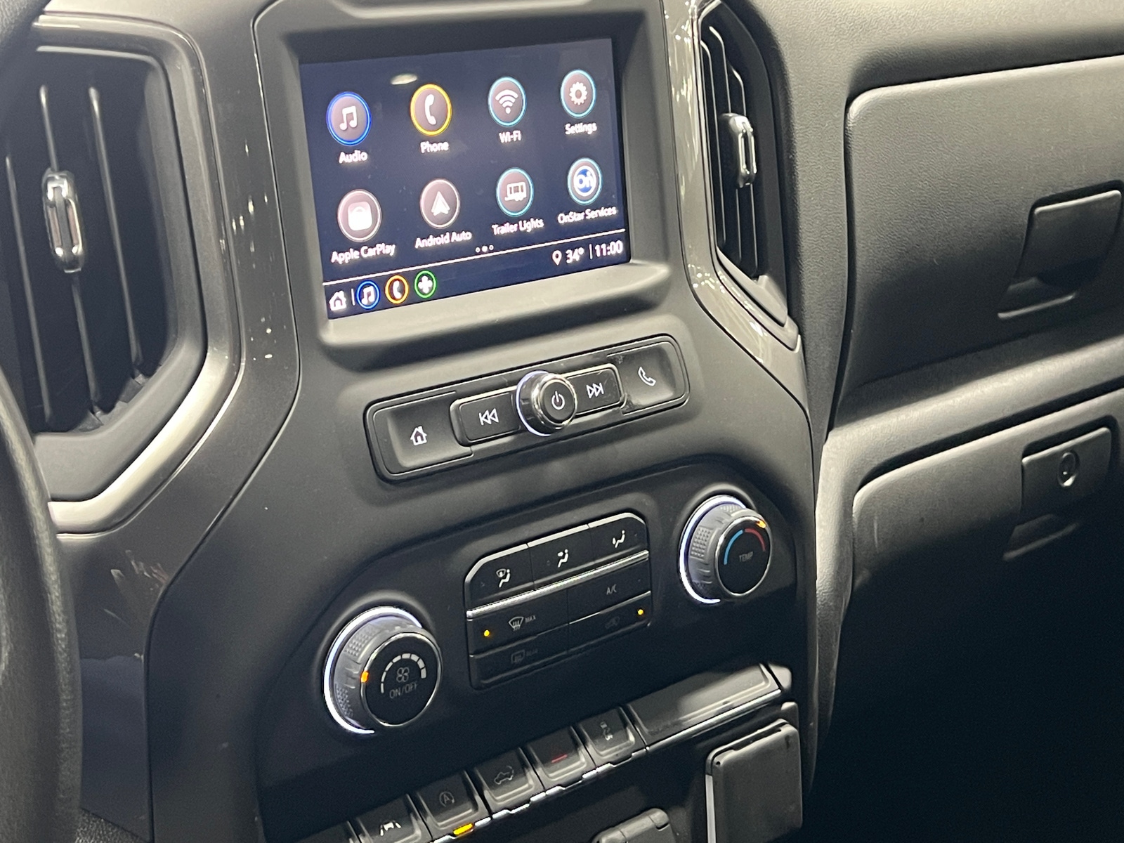 Thumbnail: 2025 Chevrolet Silverado 1500 - 4