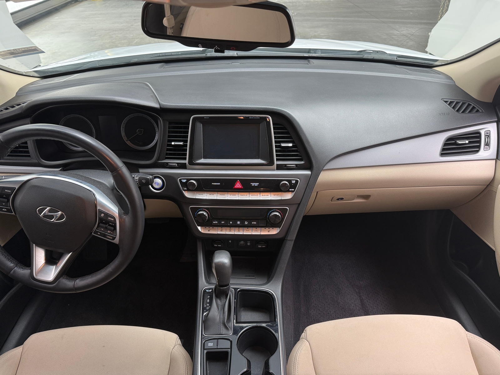 Thumbnail: 2019 Hyundai Sonata - 3