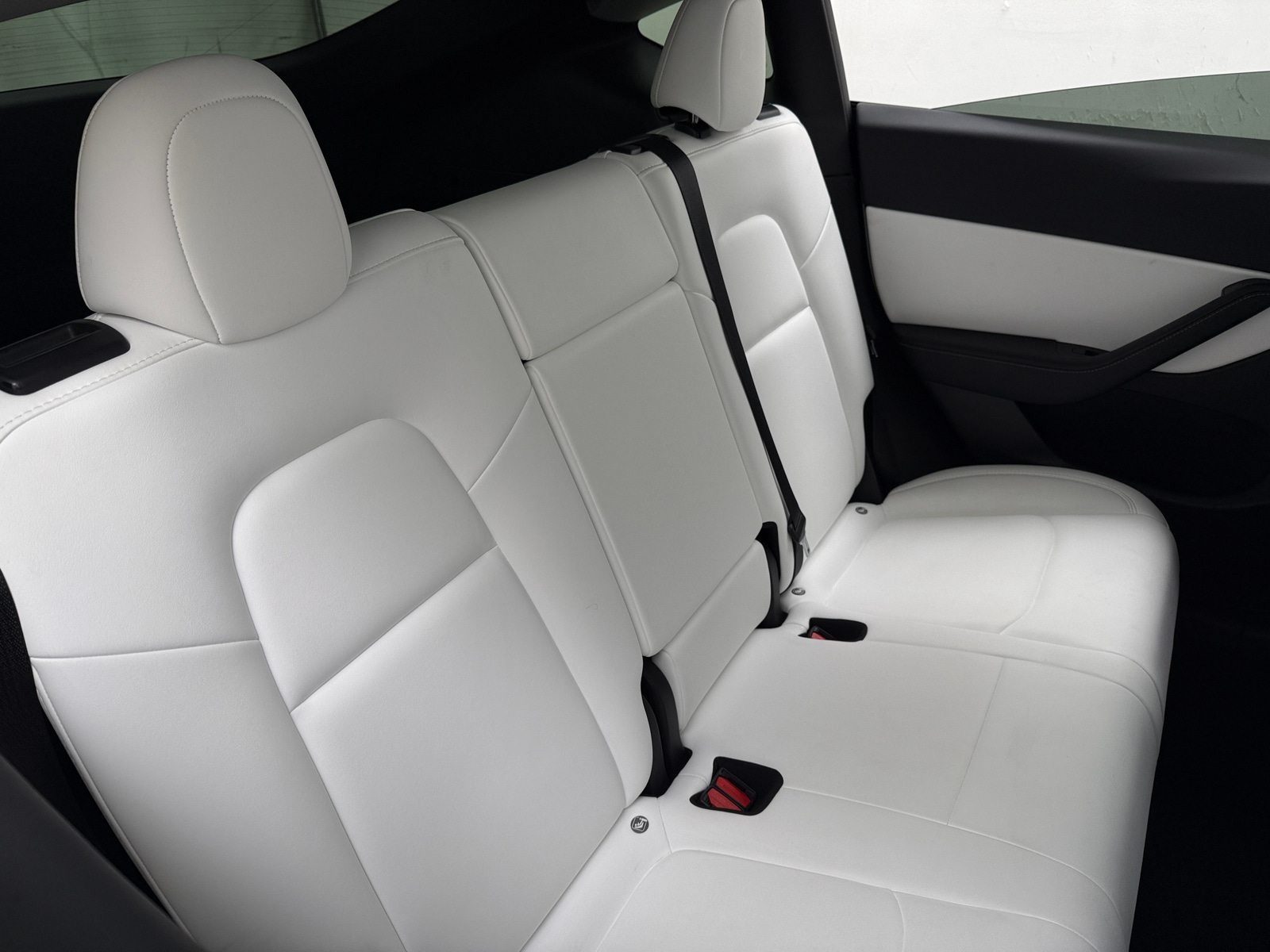 Thumbnail: 2022 Tesla Model Y - 5