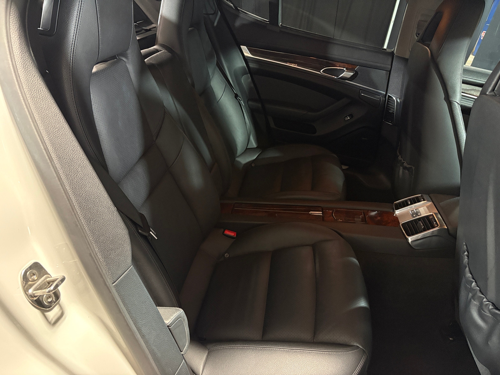 Thumbnail: 2012 Porsche Panamera - 5