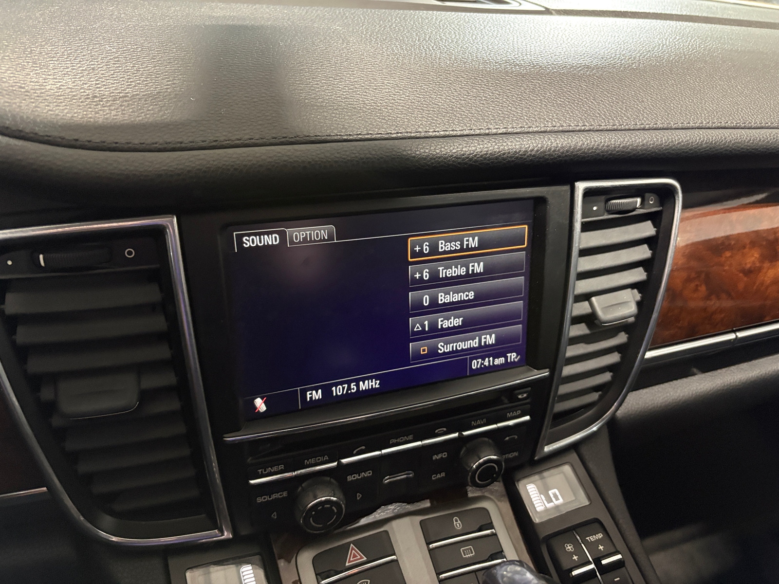 Thumbnail: 2012 Porsche Panamera - 3