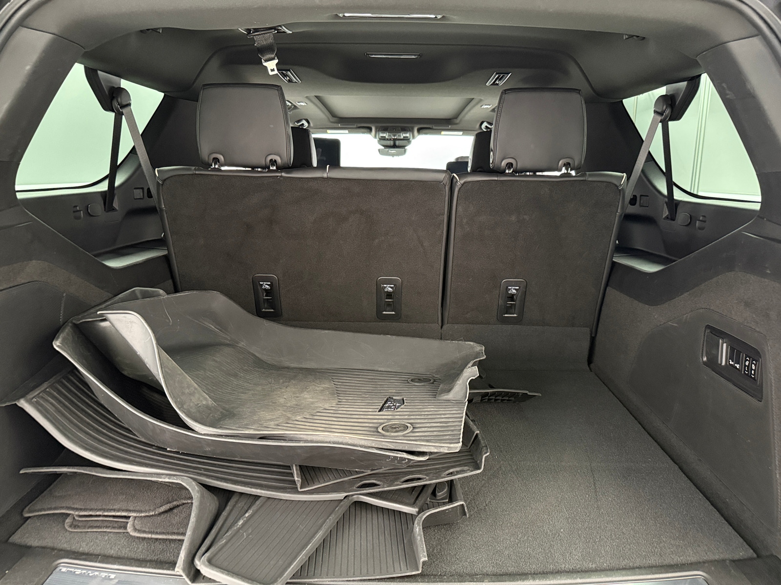 Thumbnail: 2023 Cadillac Escalade - 6