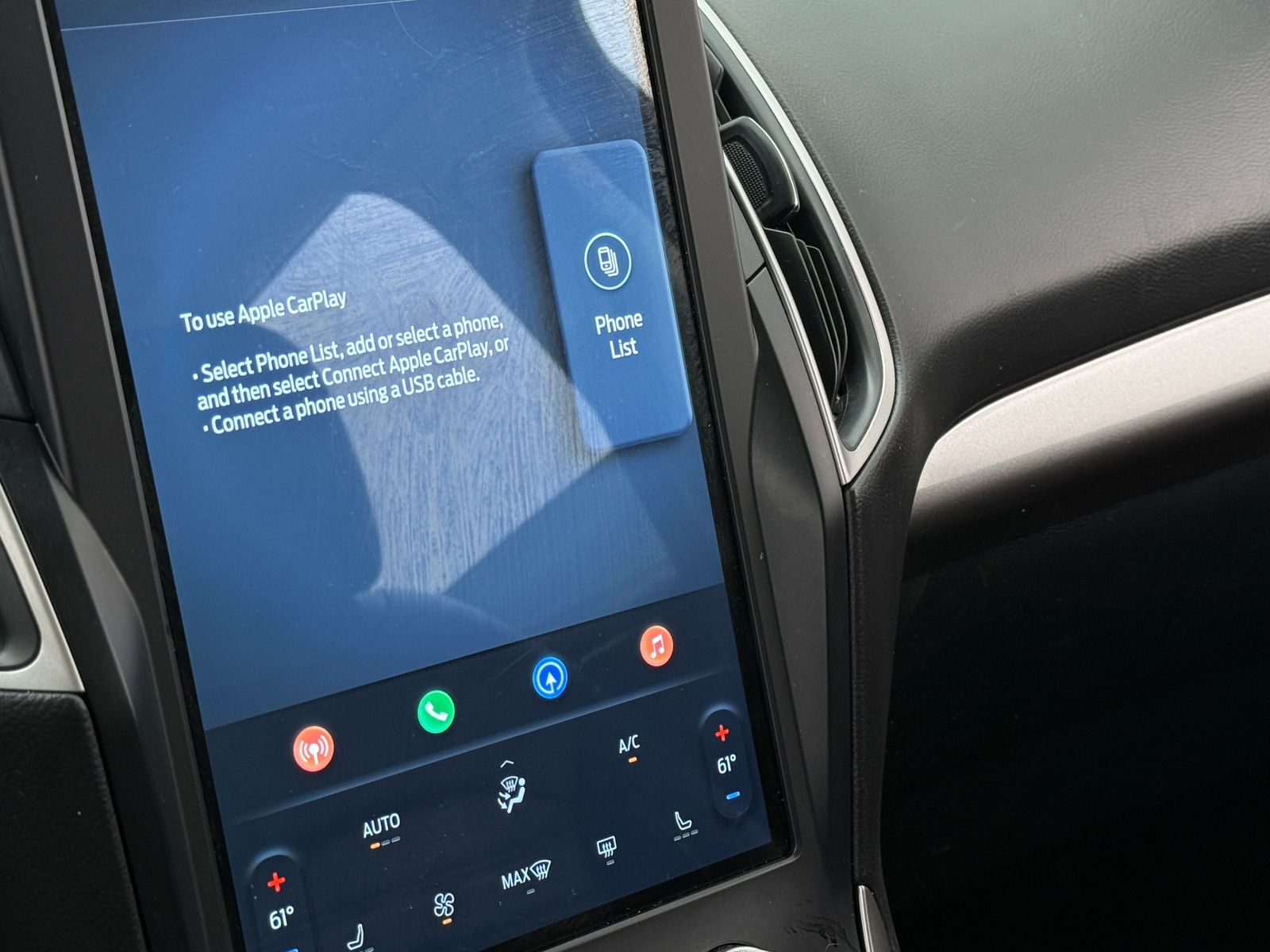 Thumbnail: 2024 Ford Edge - 3