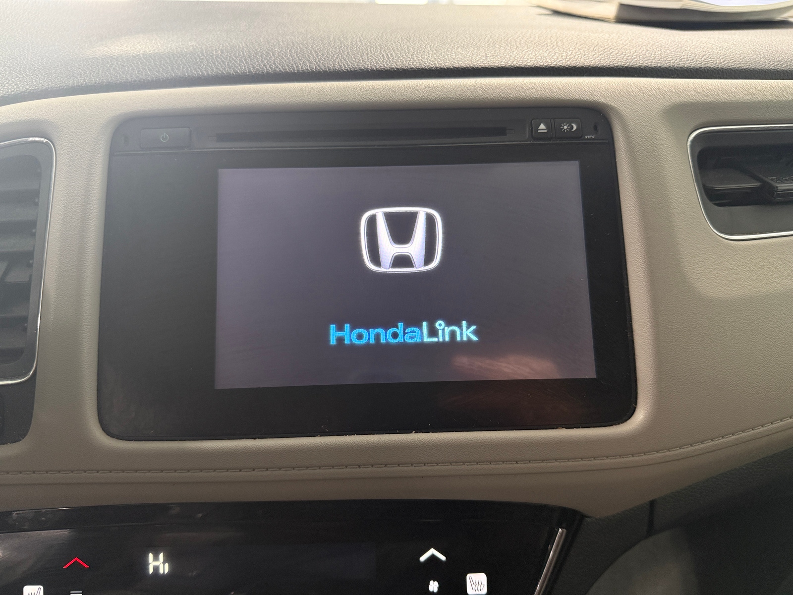 Thumbnail: 2017 Honda HR-V - 4