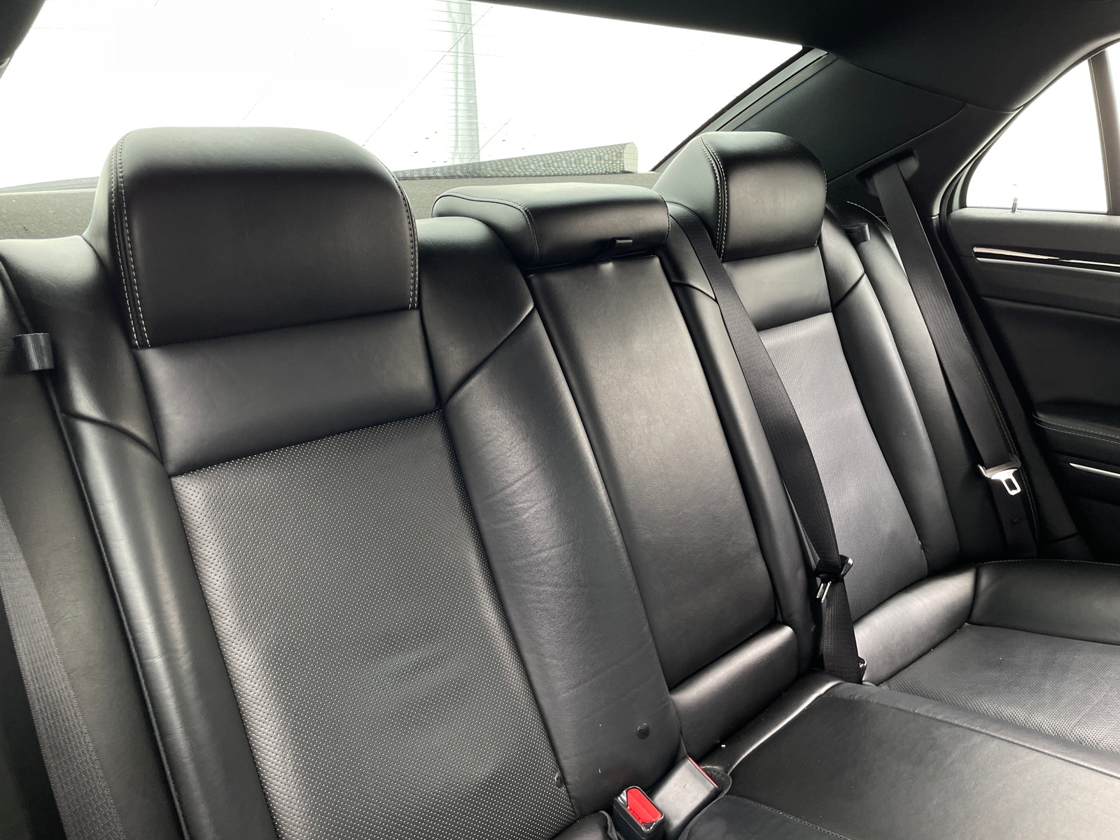 Thumbnail: 2021 Chrysler 300 - 5