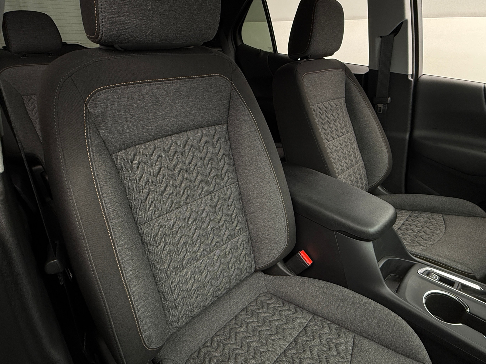 Thumbnail: 2024 Chevrolet Equinox - 2