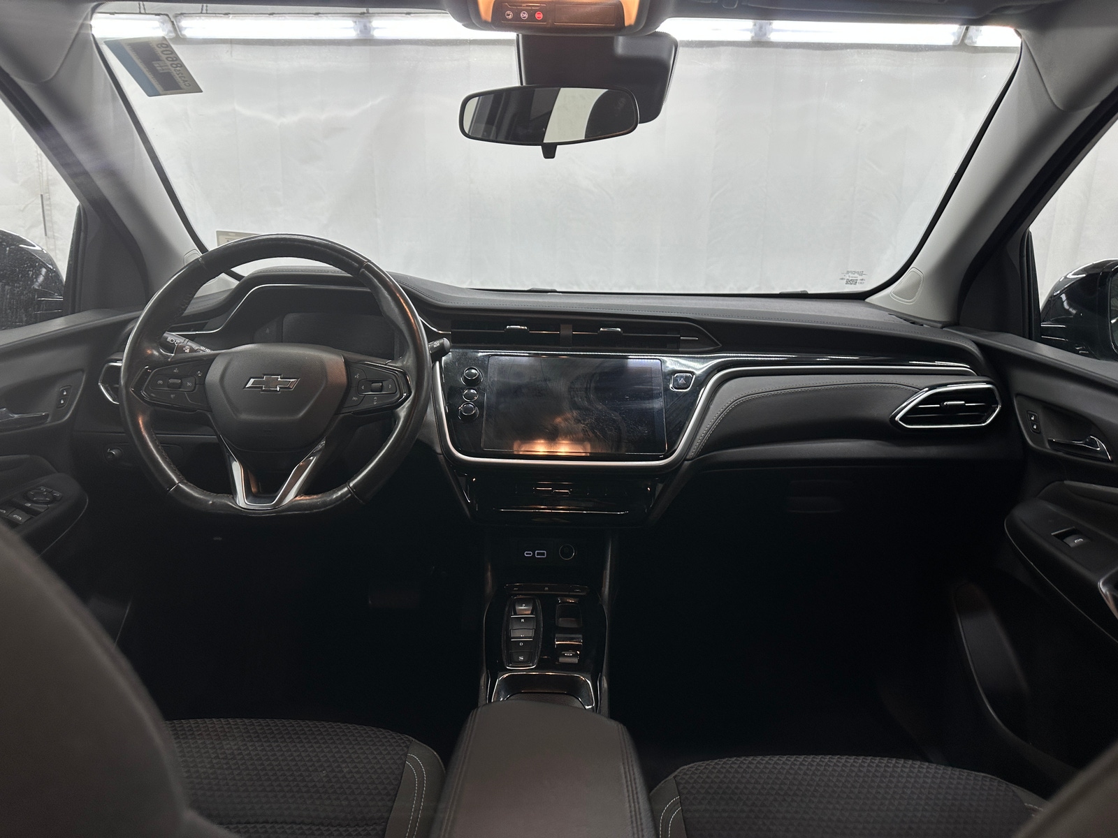 Thumbnail: 2023 Chevrolet Bolt EUV - 3