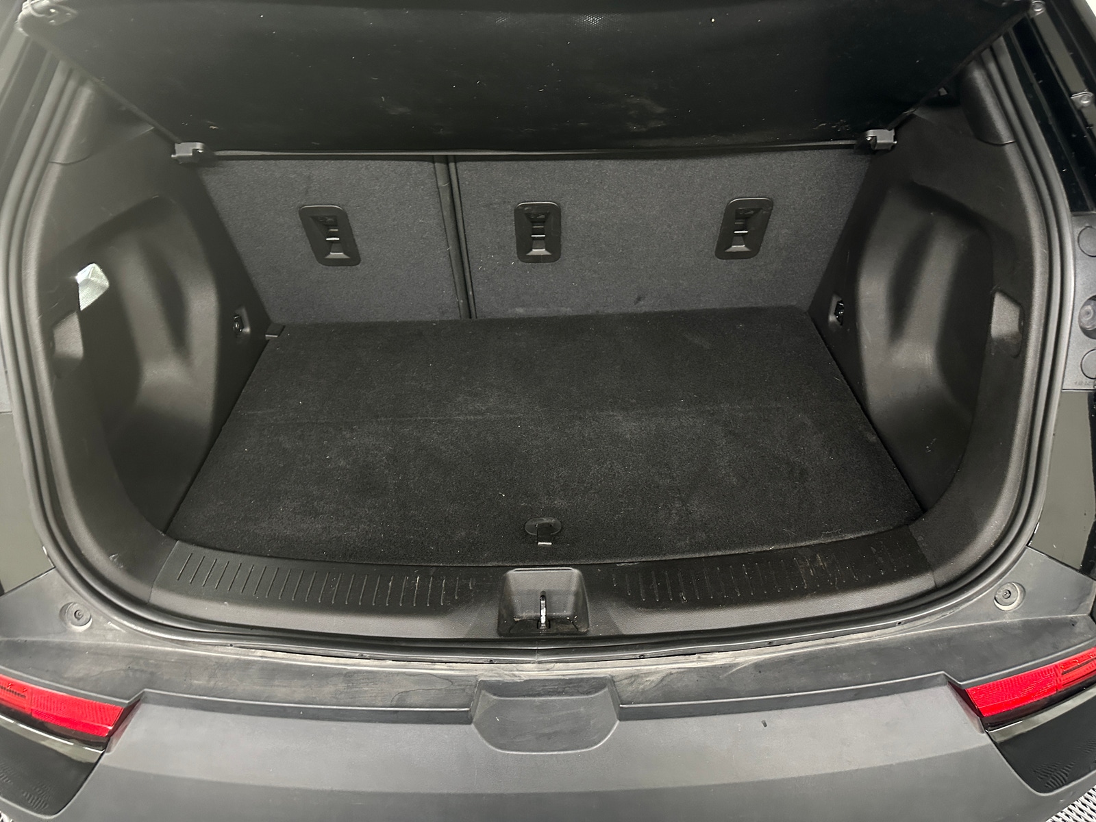 Thumbnail: 2023 Chevrolet Bolt EUV - 7